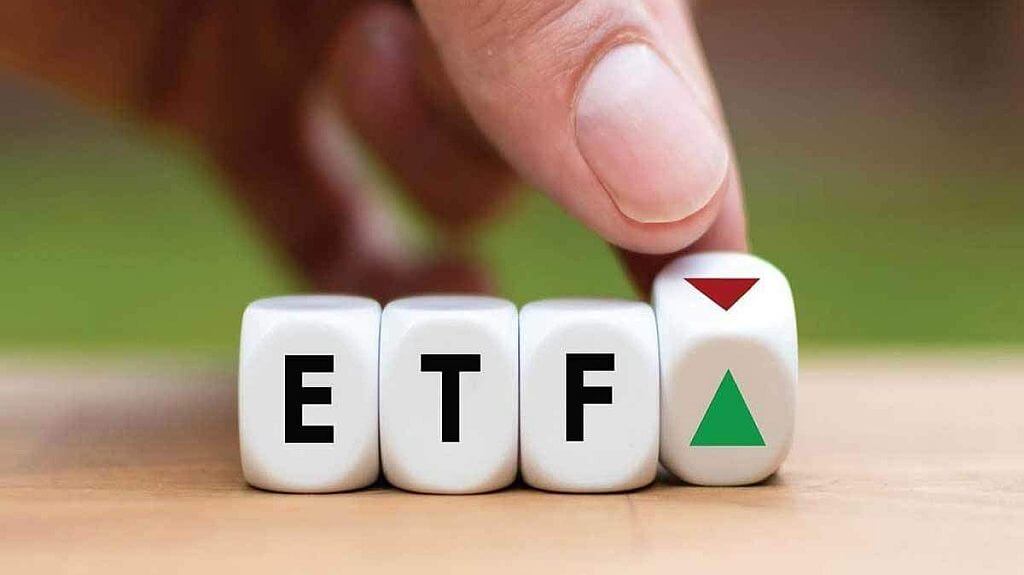 
                    Принятие решения по биткоин-ETF отложено ещё на 45 дней                