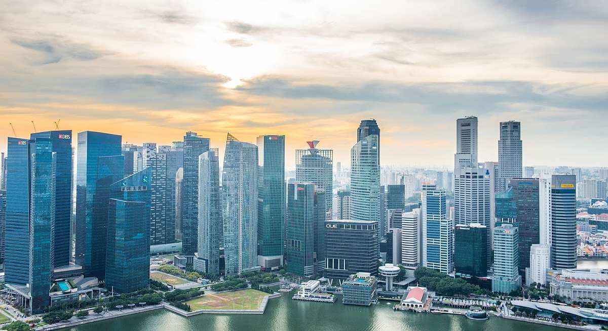 
                    Сингапур дал зелёный свет двум новым биткоин-фондам                