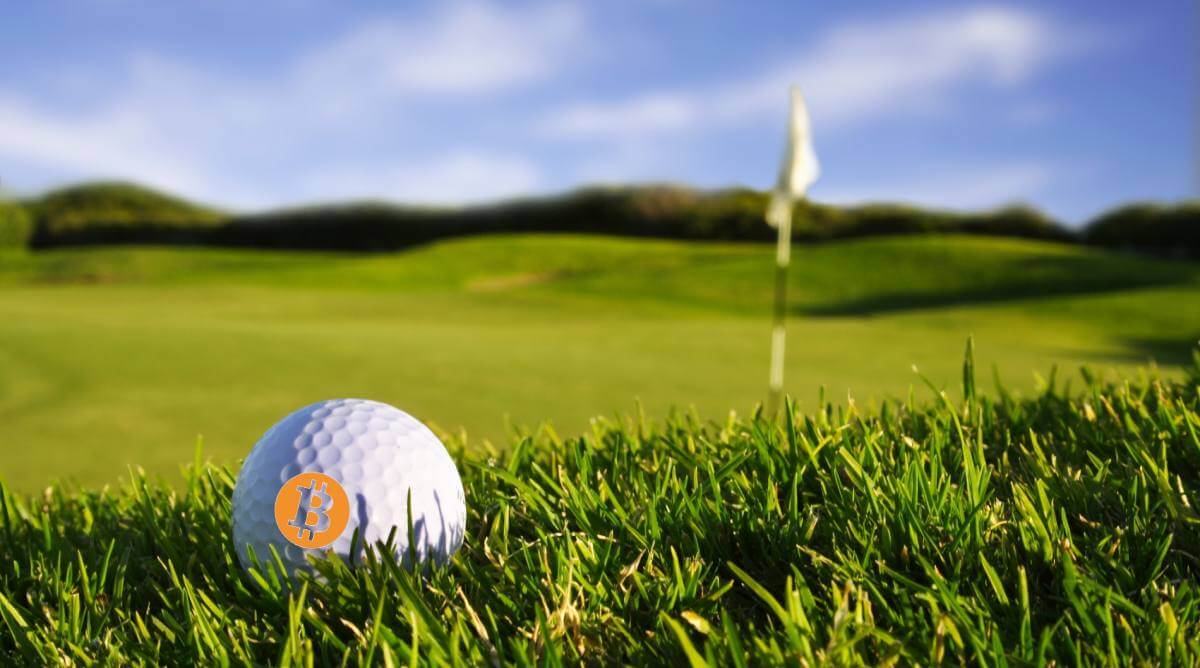 
                    Победителям соревнования в гольф Sunshine Tour выплатят призы в биткоинах                