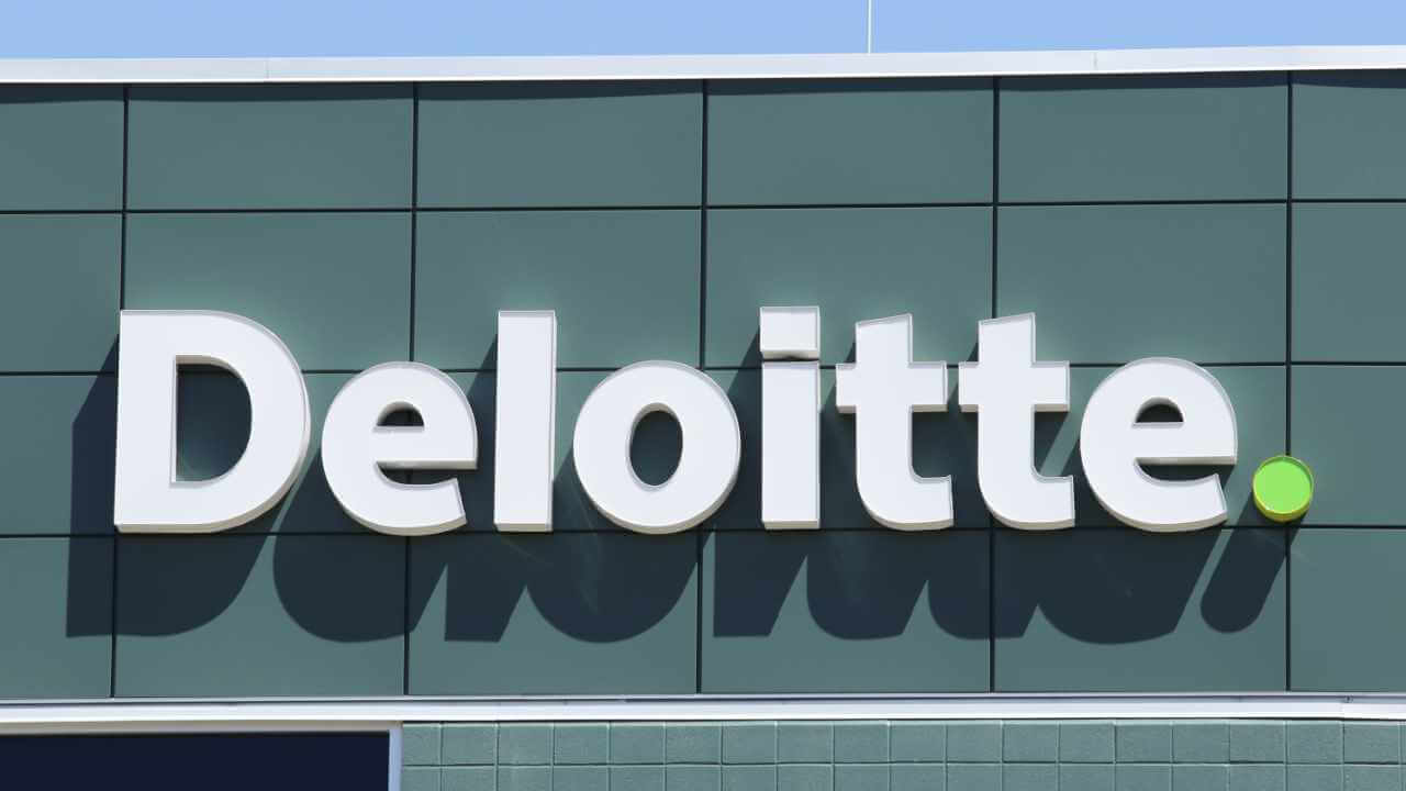 
                    Опрос Deloitte говорит о стремлении 85% ритейлеров внедрить криптоплатежи                