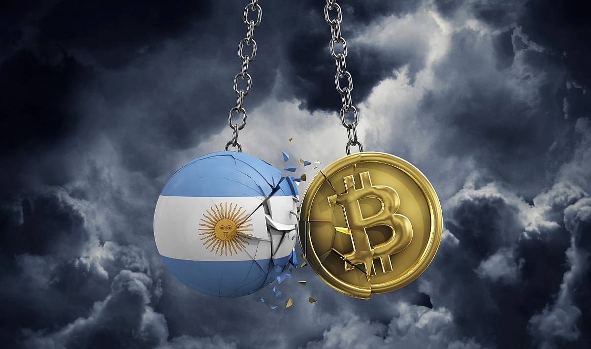 
ЦБ Аргентины запретил платёжным платформам продавать биткоины 