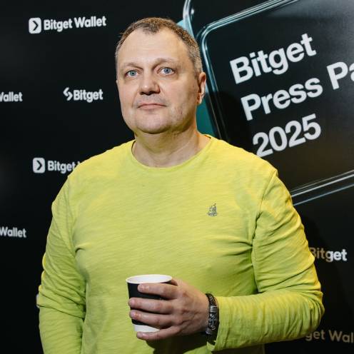 Главный аналитик