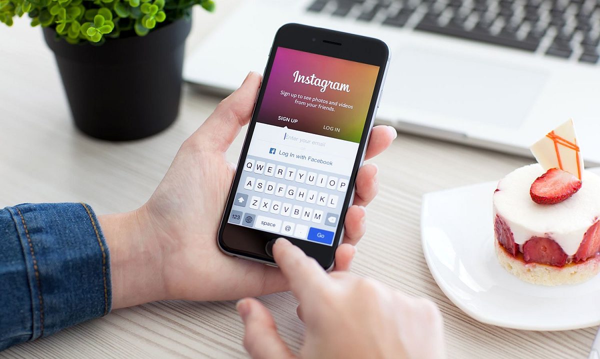 
                    CEO Instagram намекнул на будущую интеграцию NFT                