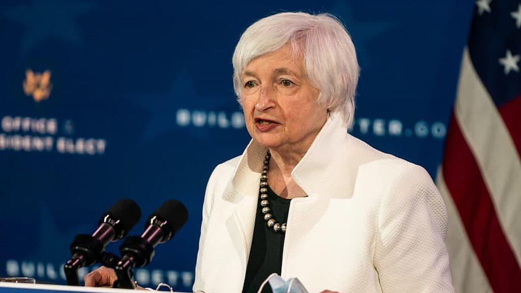 
Министр финансов США призывает к регулированию криптовалют из-за рисков                