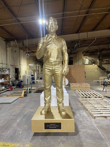 cz-statue
